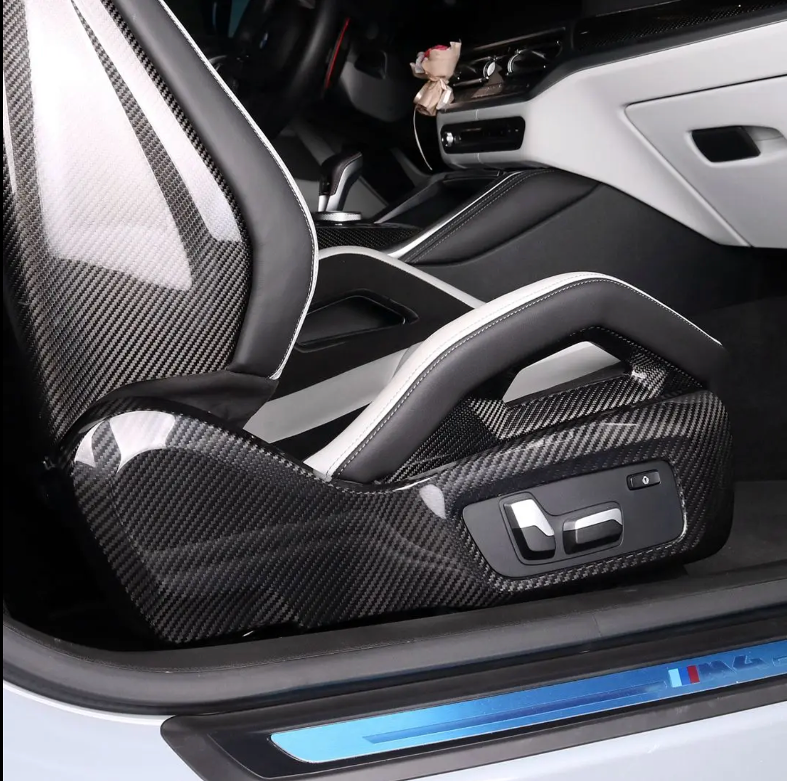 Dry Carbon Fiber Side Seat Trim – BMW G80 M3 / G82 M4 | Eterna Motorworks